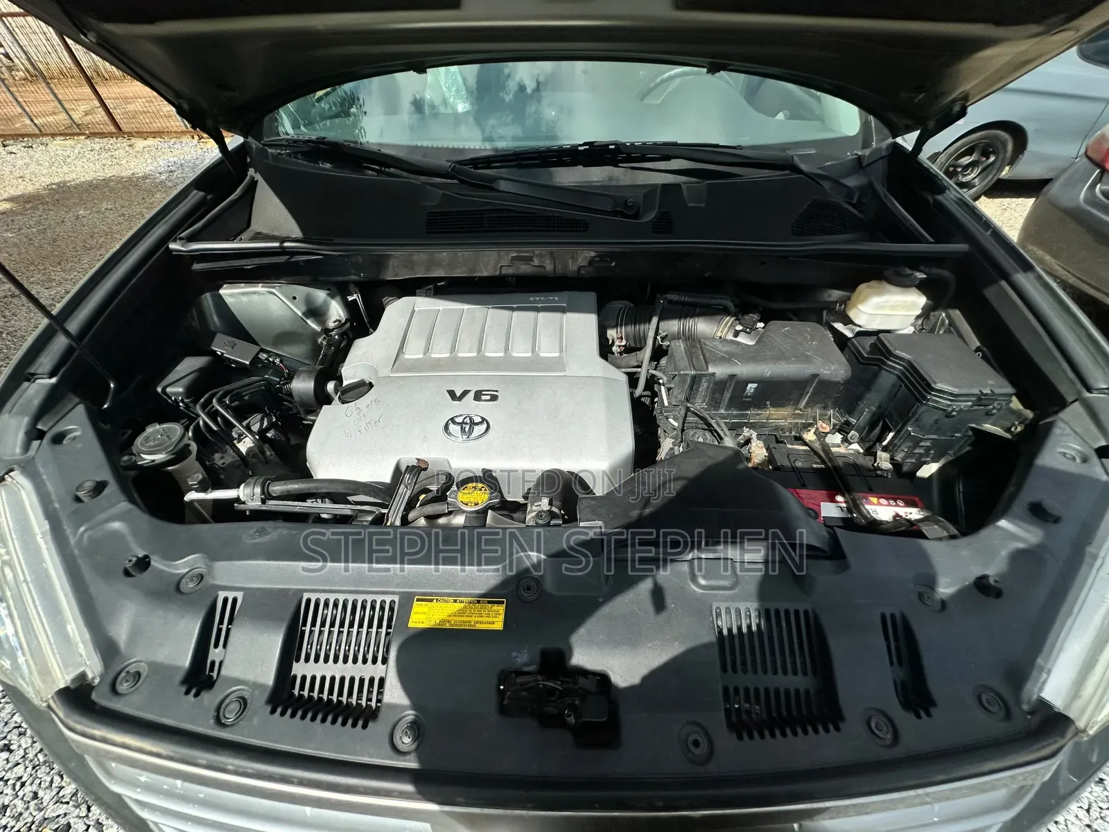 Toyota Highlander SE 2011 Gray