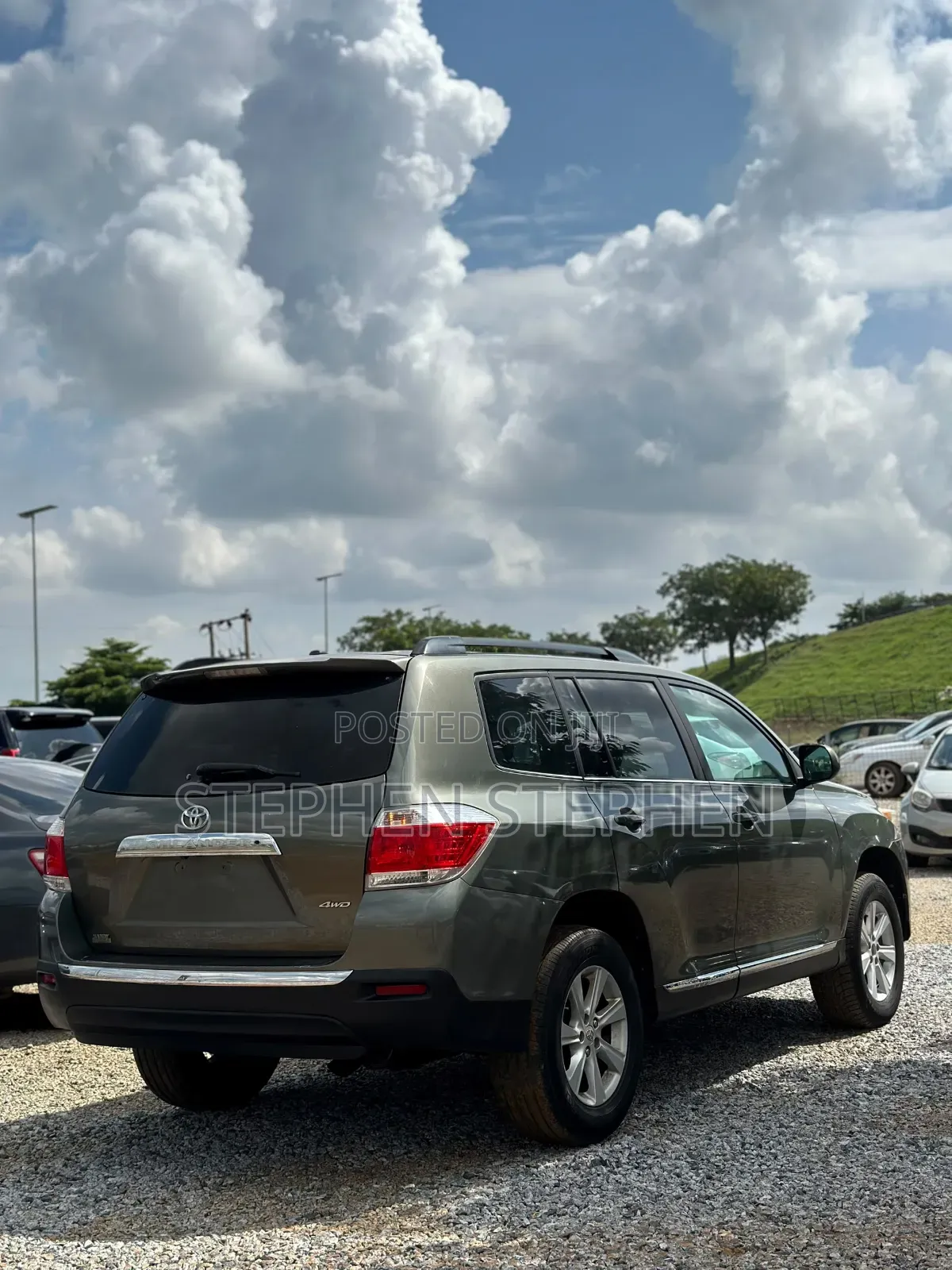 Toyota Highlander SE 2011 Gray