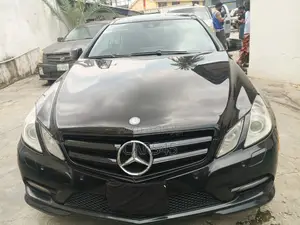 Mercedes-Benz E-Class 2012 Black