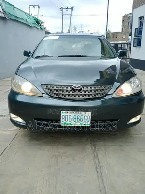 Toyota Camry XLE 4dr Sedan (2.4L 4cyl 4A) 2004 Green