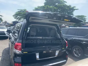 Lexus LX 570 AWD 2016 Black