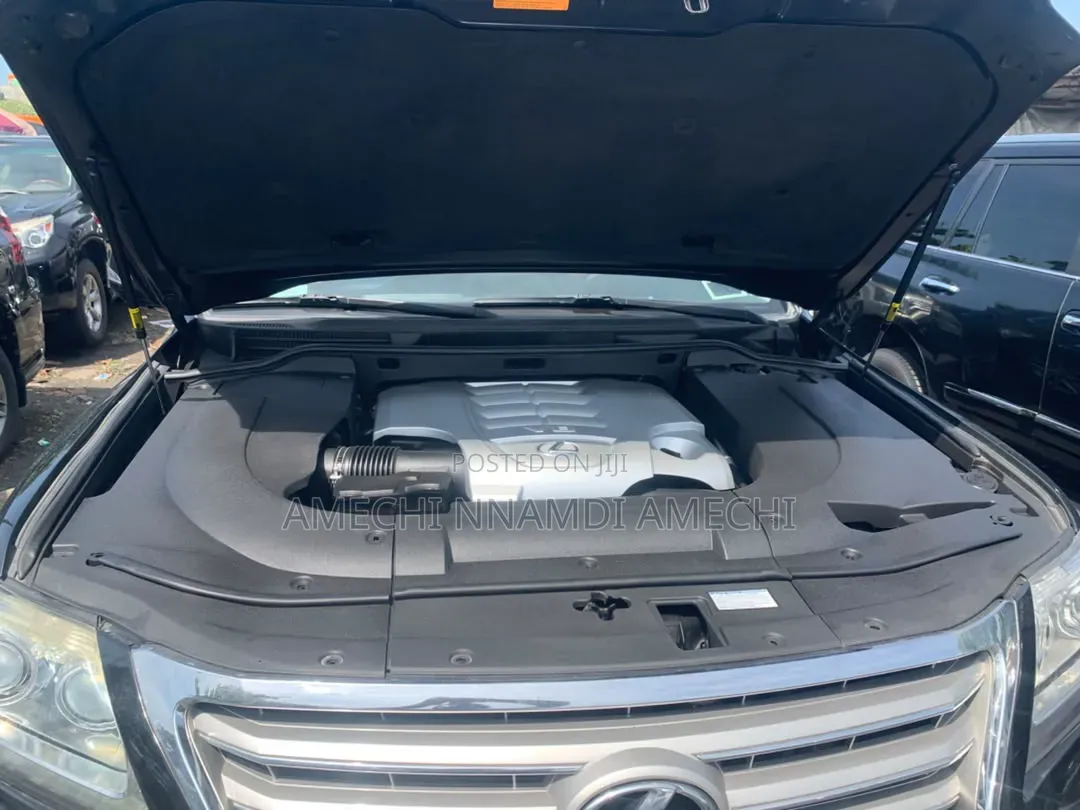 Lexus LX 570 AWD 2016 Black