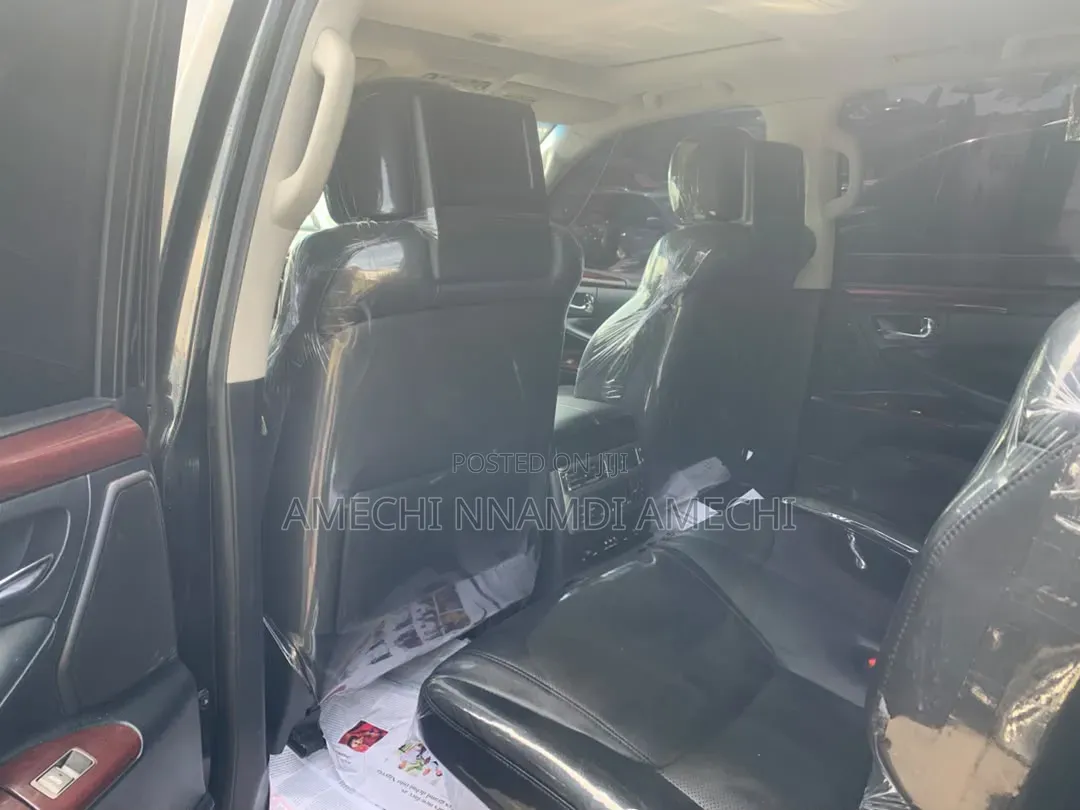 Lexus LX 570 AWD 2016 Black