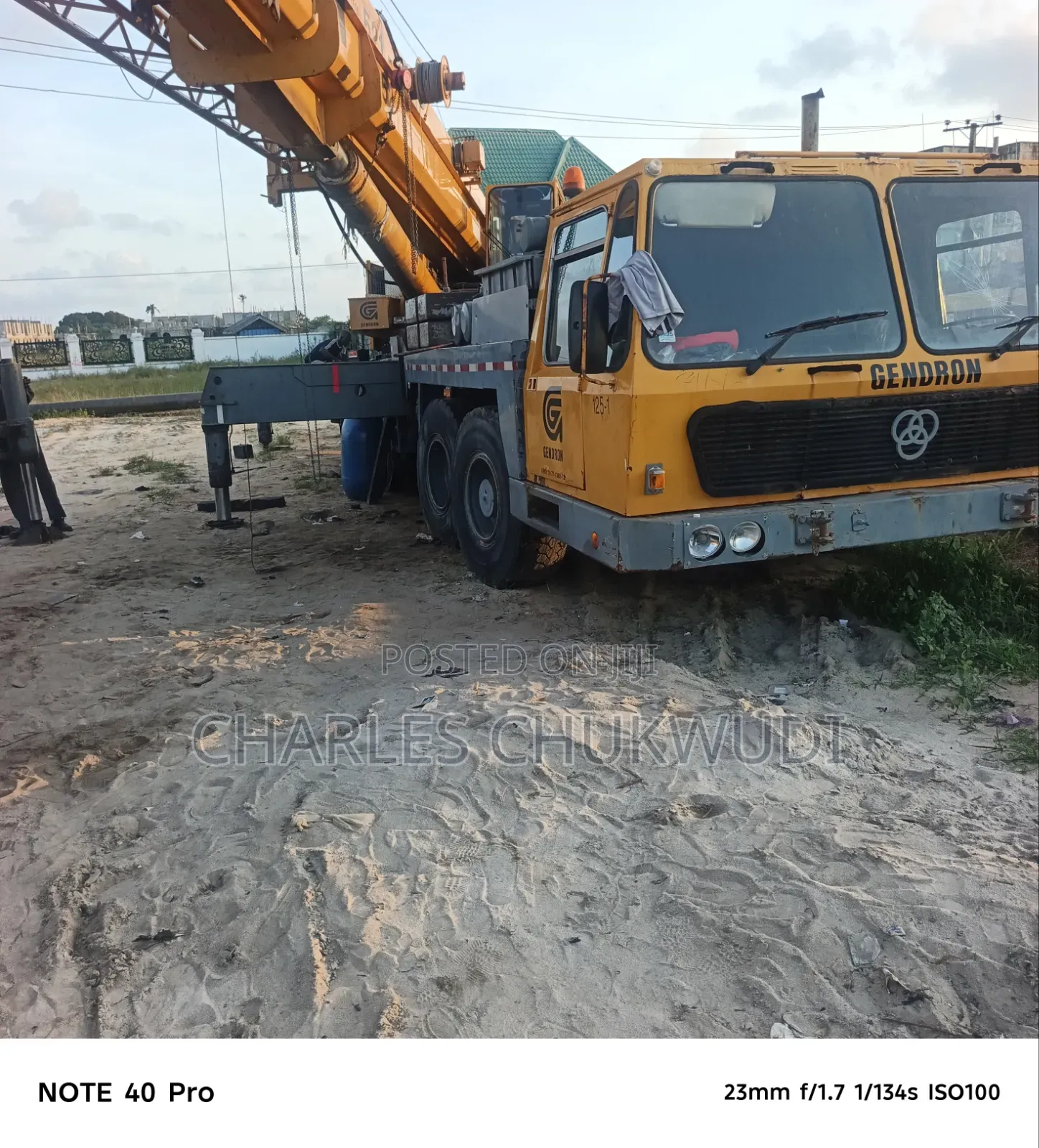 100tons Krupp Motorize Crane
