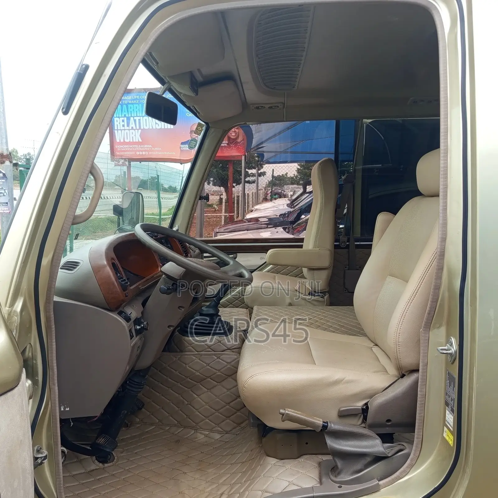 Toyota Coaster 2015 Gold