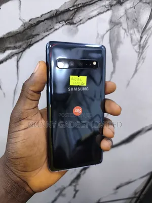 Samsung Galaxy S10 5G 256 GB Black