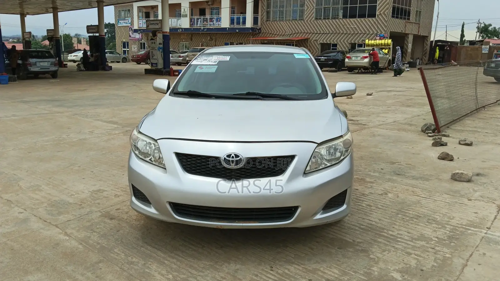 Toyota Corolla 2009 Silver