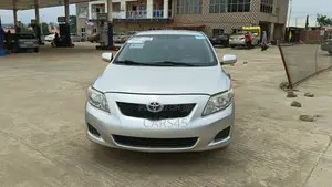 Toyota Corolla 2009 Silver
