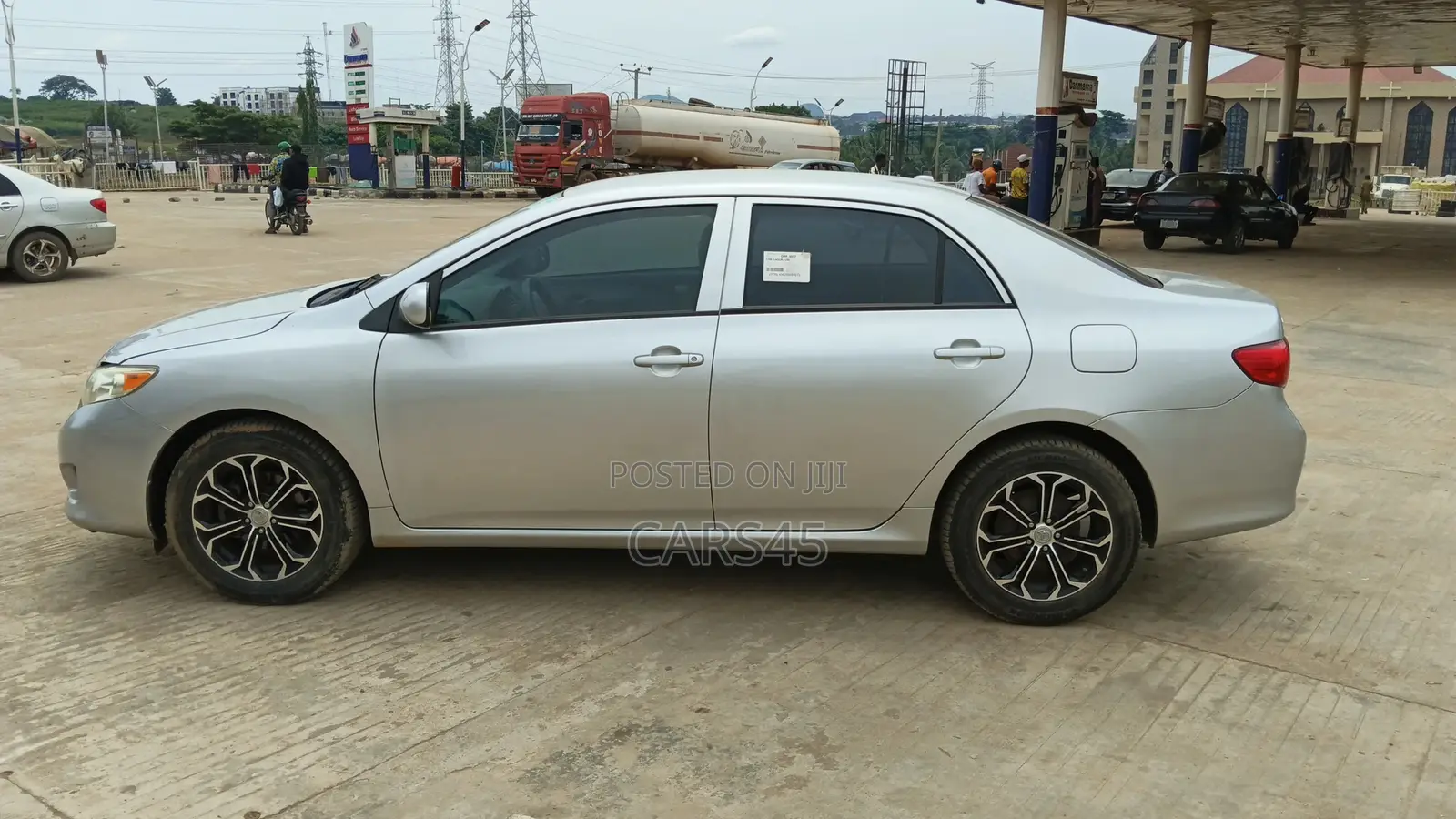 Toyota Corolla 2009 Silver