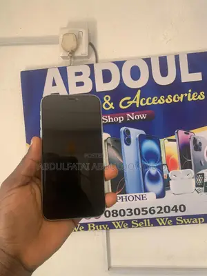 Apple iPhone 11 64 GB
