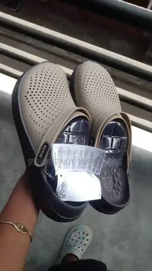 Lite Ride Crocs
