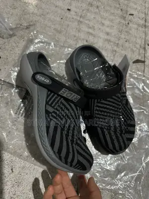 Lite Ride Crocs