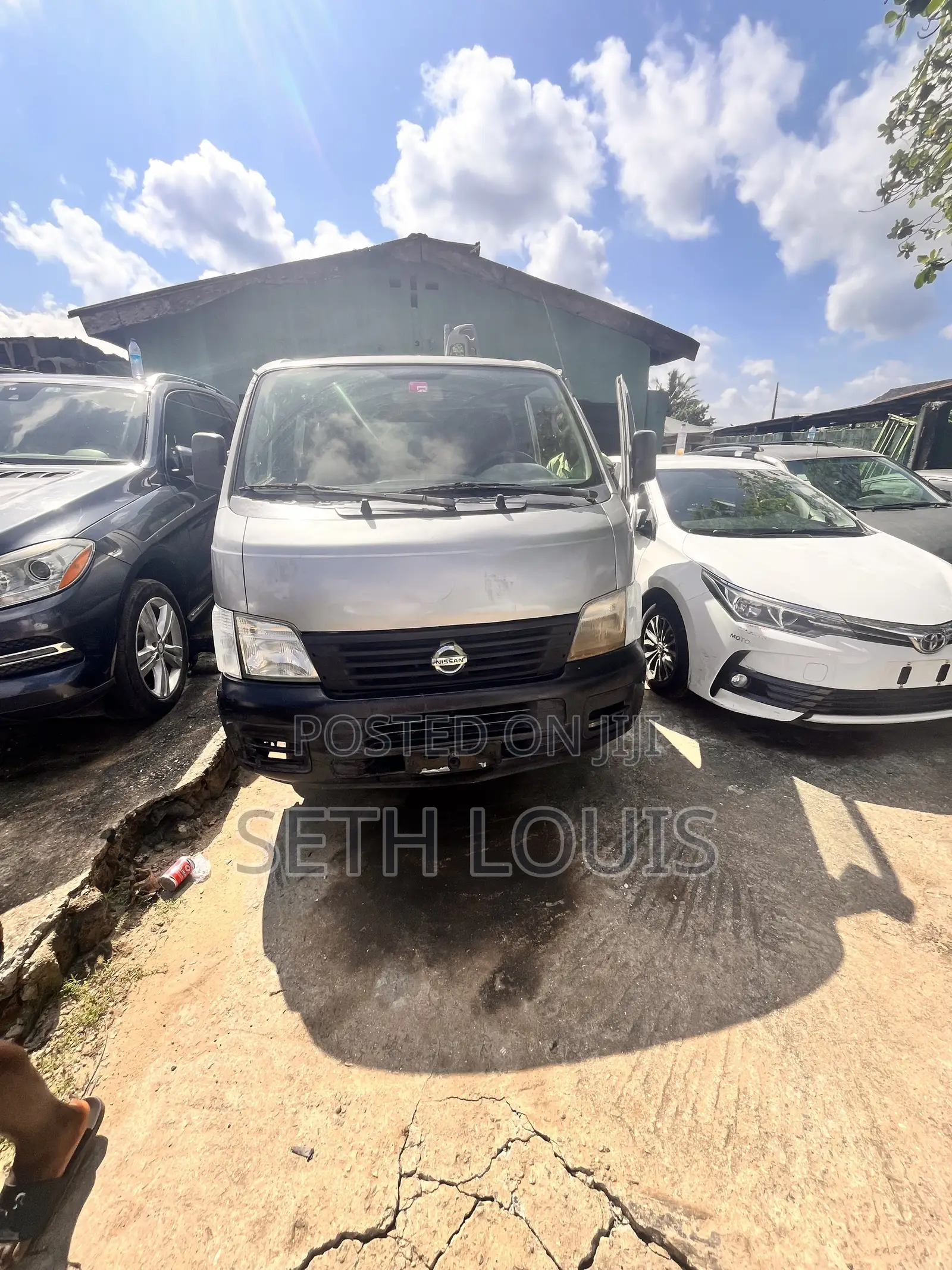 Nissan Caravan (Urvan) 2008 Grey