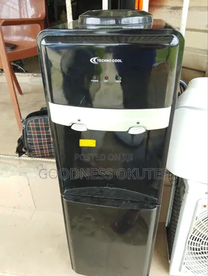 Water Dispenser With Freezer