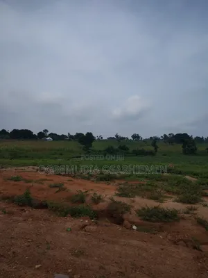 180sqm Estate Land for 3 Bedroom Terrace Duplex With RofO