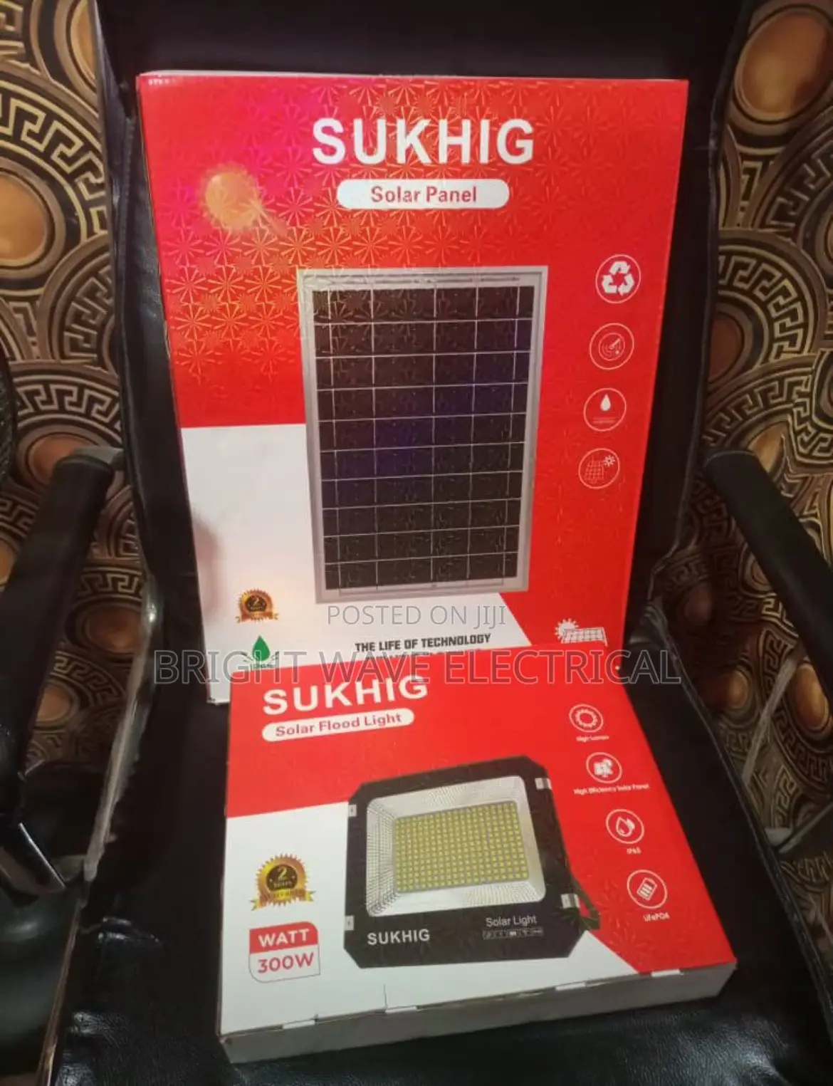 SUKHIG 300wt Solar Flood Light
