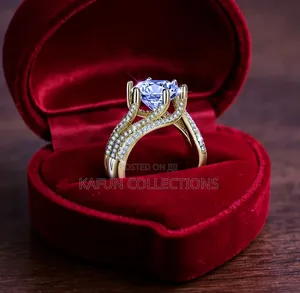 Zirconia Solid Gold Luxury Engagement/Proposal Ring