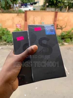 New Samsung Galaxy S22 5G 128 GB Black