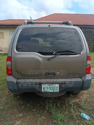 Nissan Xterra Automatic 2000 Gray