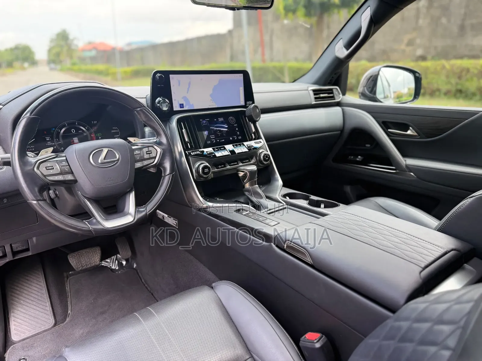 Lexus LX 600 2022 Gray