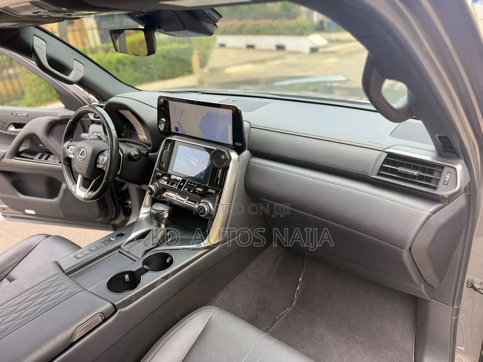 Lexus LX 600 2022 Gray