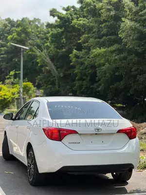 Toyota Corolla 2017 White