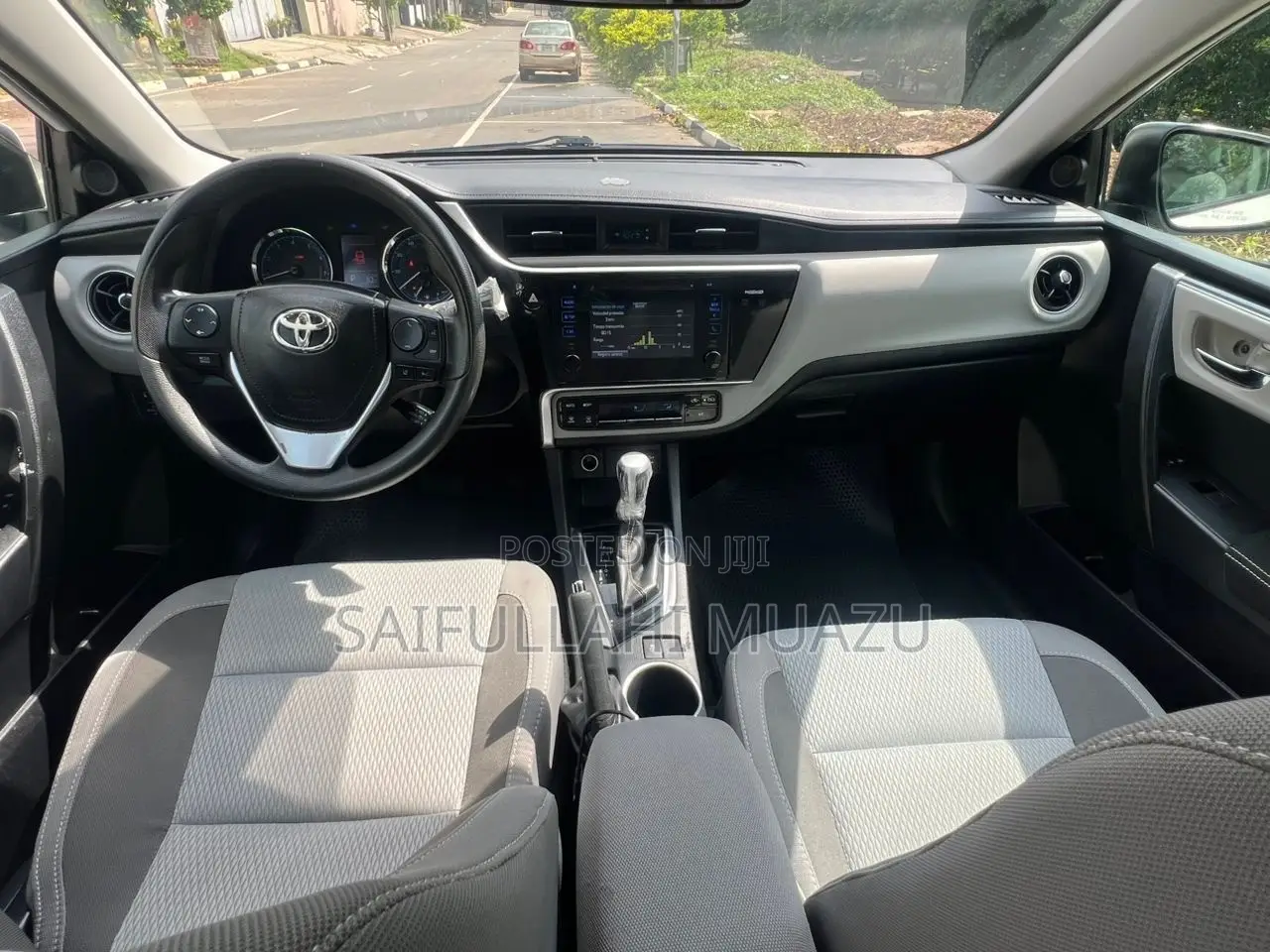 Toyota Corolla 2017 White