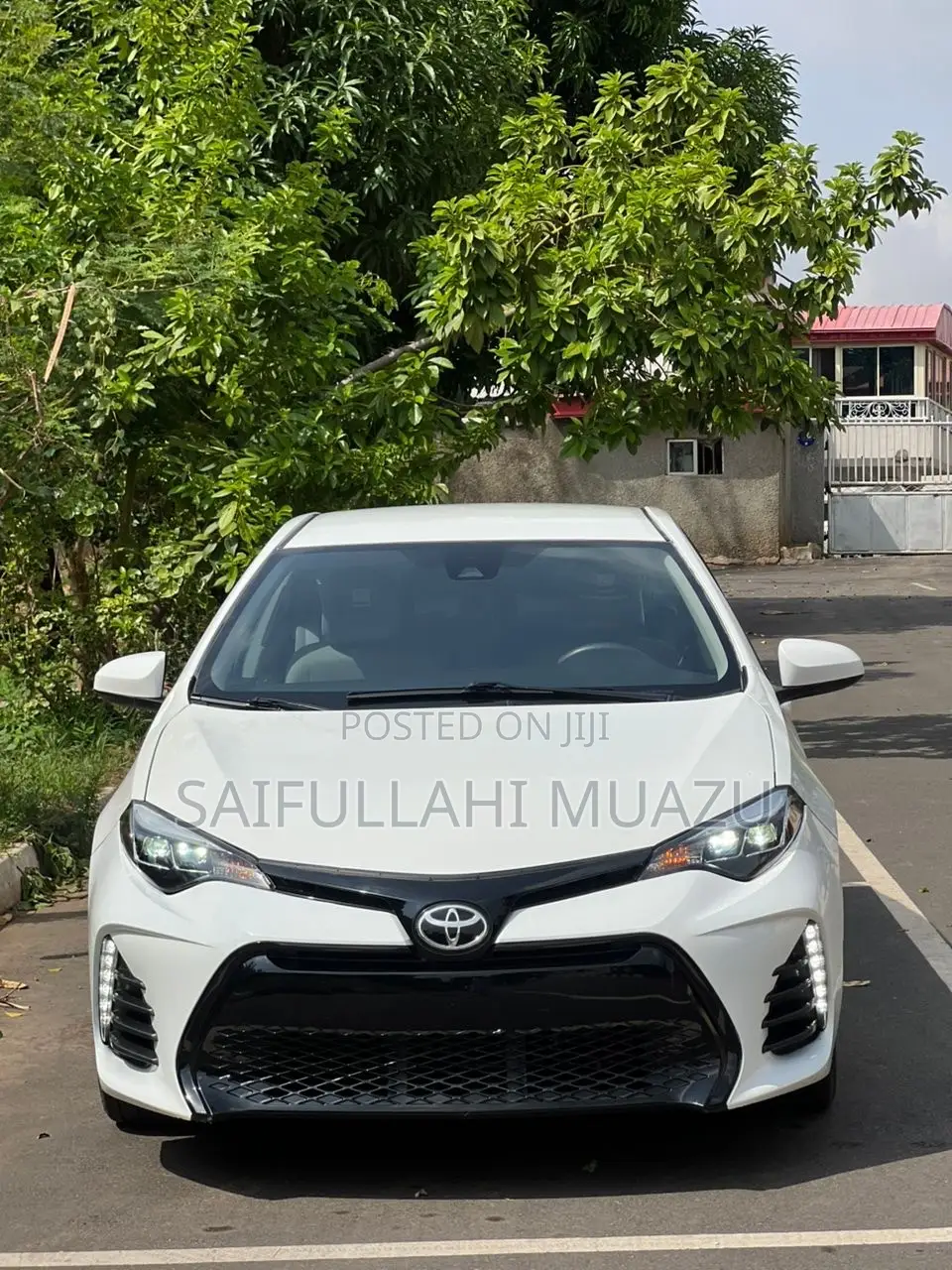 Toyota Corolla 2017 White