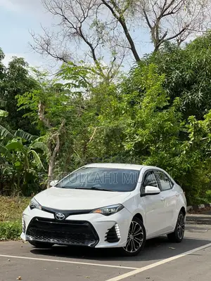 Toyota Corolla 2017 White