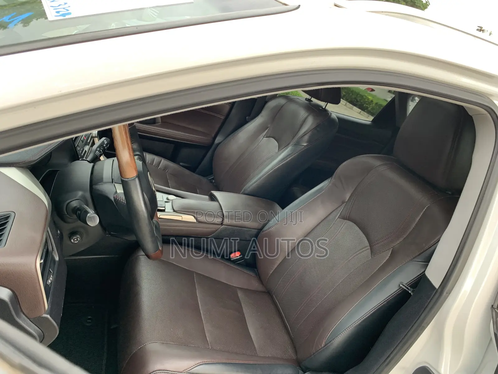 Lexus RX 350 AWD 2017 White