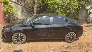 Toyota Corolla LE 4dr Sedan (1.8L 4cyl CVT) 2017 Black