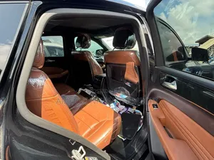 Mercedes-Benz GLE-Class 2017 Black