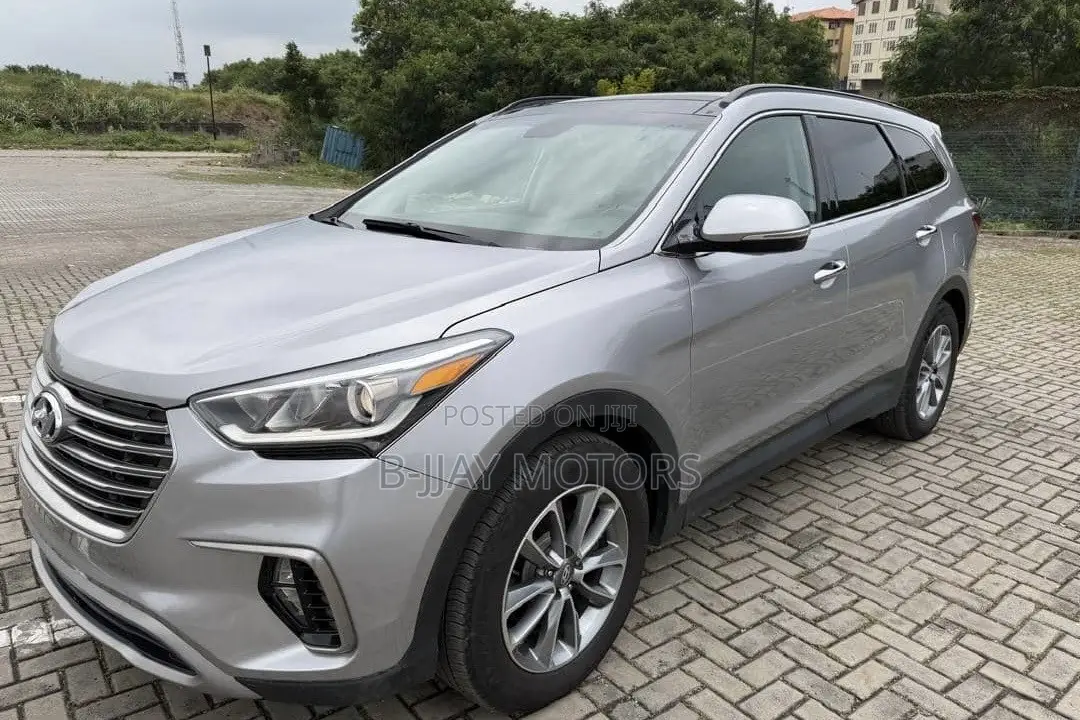 Hyundai Santa Fe Limited Ultimate FWD 2017 Silver