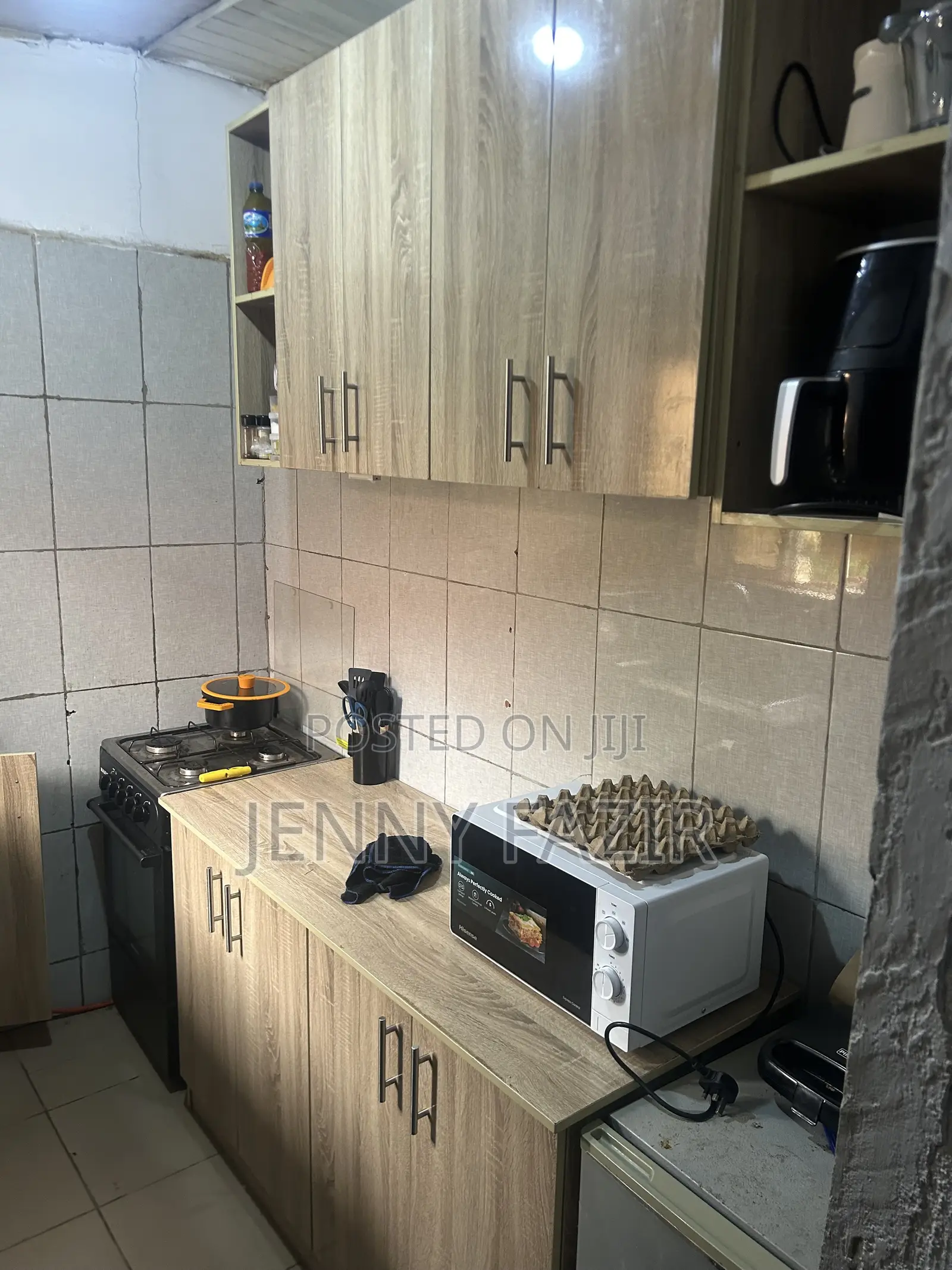 Full Kitchen Cabinet With Marble Top Sink