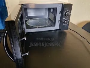 Nexus NX-9201B Microwave Oven – Very Clean & Excellent Condition