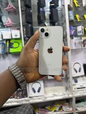 Apple iPhone 13 128 GB White