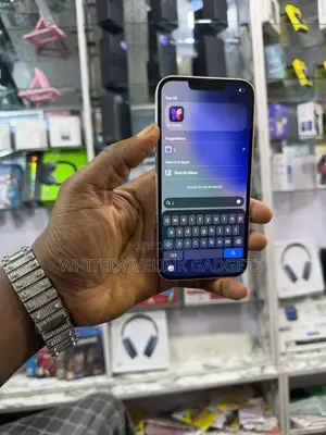 Apple iPhone 13 128 GB White
