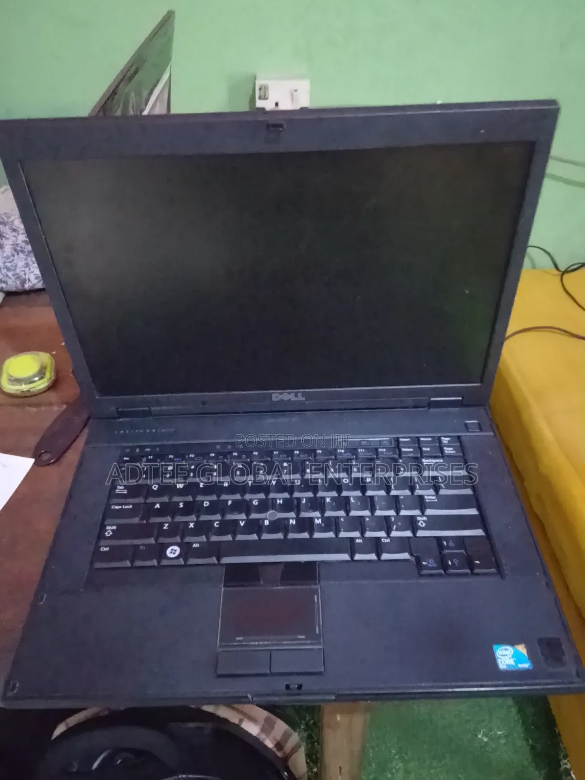 Laptop Dell Latitude E5500 4GB Intel Core 2 Duo HDD 250GB