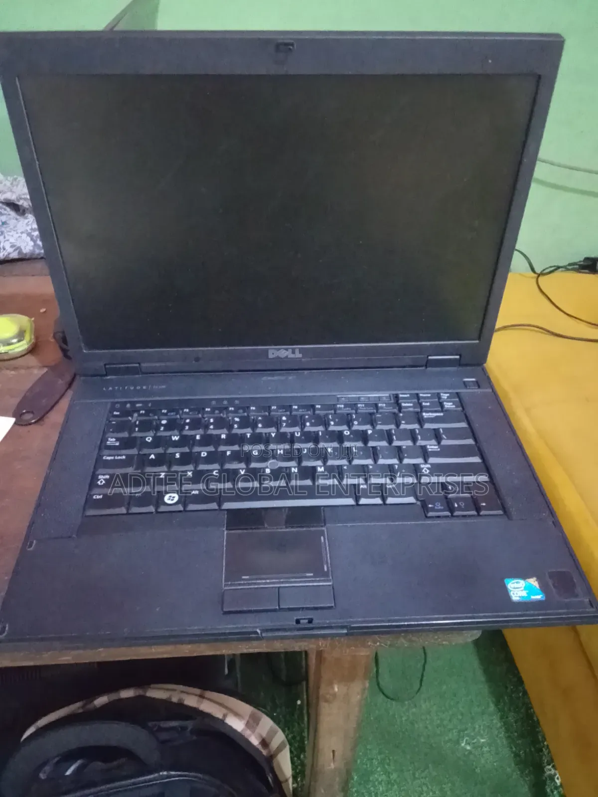 Laptop Dell Latitude E5500 4GB Intel Core 2 Duo HDD 250GB