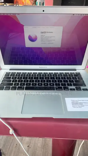 Laptop Apple MacBook Air 4GB Intel Core i5 HDD 128GB