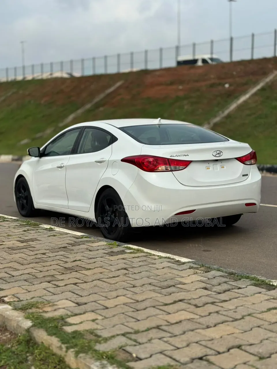 Hyundai Elantra 2014 White