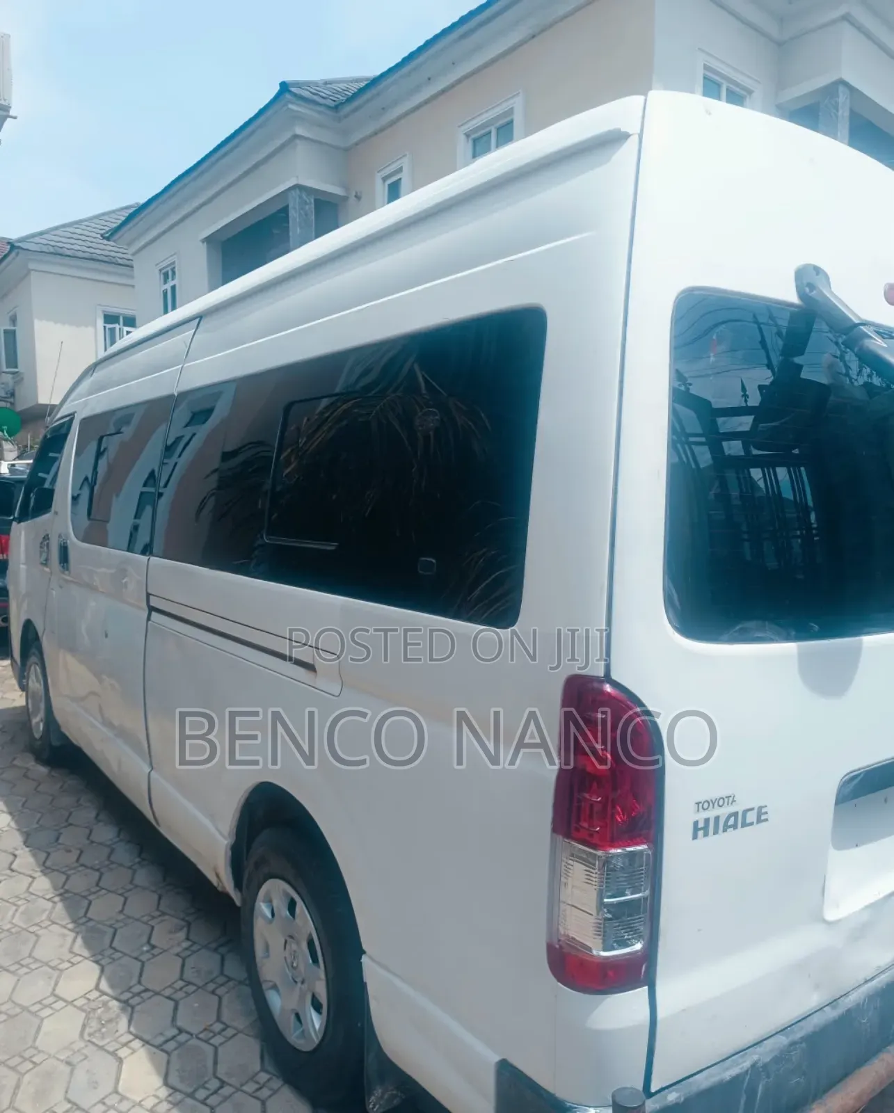 Toyota HiAce 2015 White