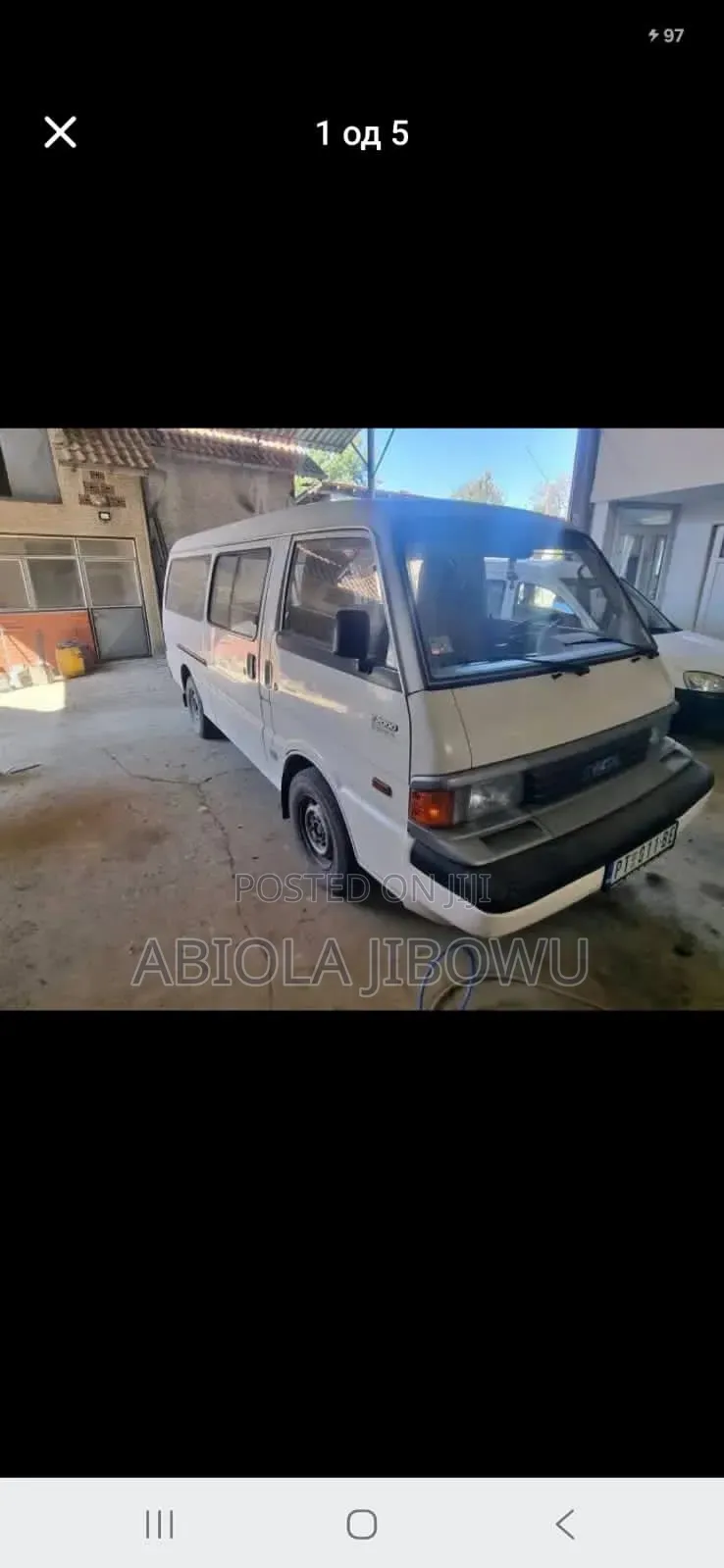 Mazda E2000 2002 White