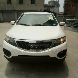 Kia Sorento 2012 White