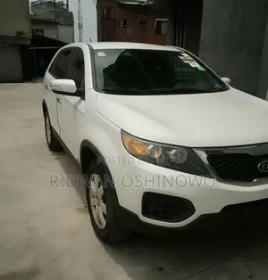 Kia Sorento 2012 White