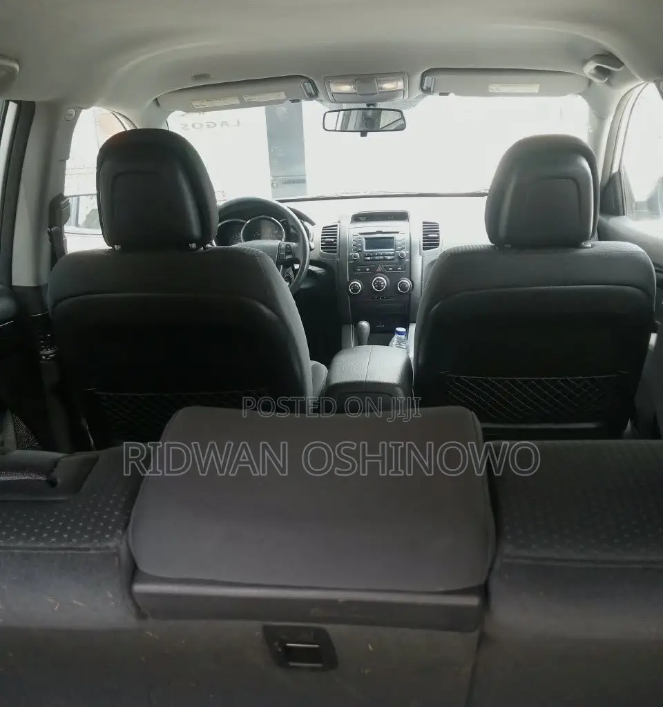 Kia Sorento 2012 White