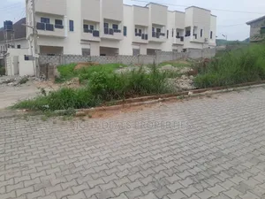 Land for Sale 620sqm in Dawaki