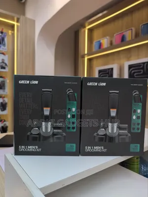 Green Lion 5 in 1 Men's Grooming Kit