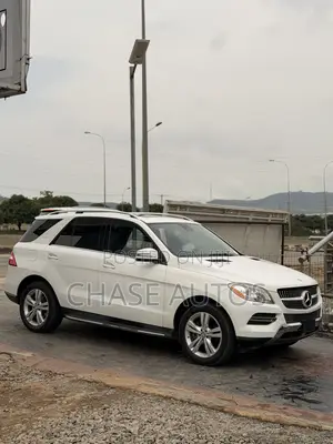 Mercedes-Benz M Class ML350 4MATIC 4dr SUV AWD (3.5L 6cyl 7A) 2015
