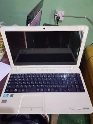 Laptop Toshiba Satellite C850 4GB Intel HDD 320GB